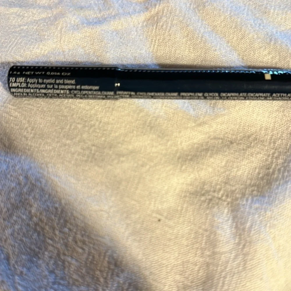 Avon Big Color Eye Pencil Antique Lilac .056 oz